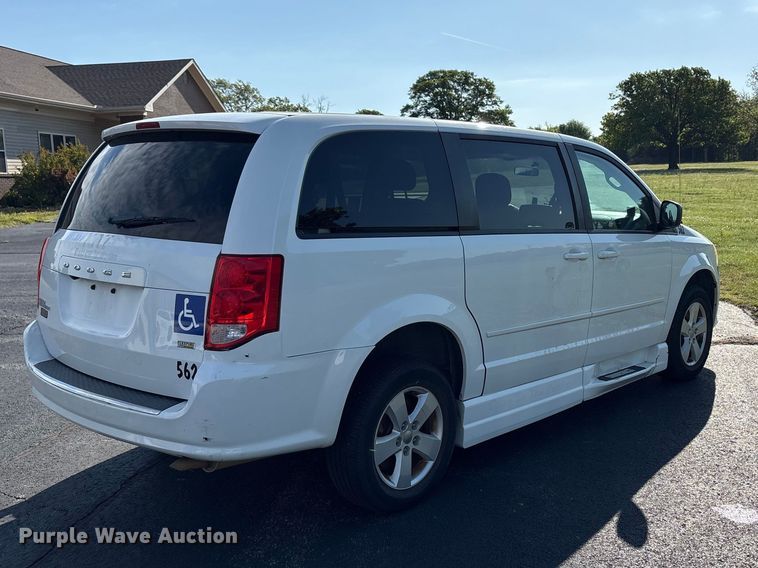 image for item NK9074 2017 Dodge Grand Caravan handicap accessible van