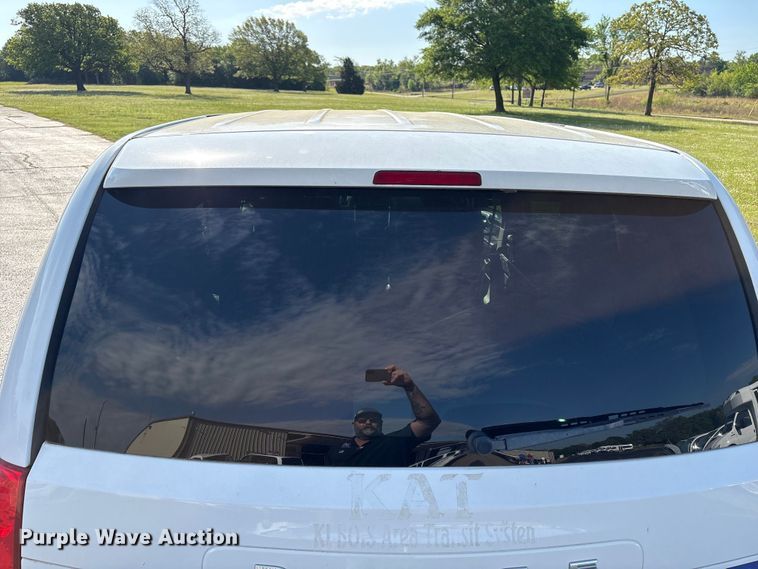 image for item NK9074 2017 Dodge Grand Caravan handicap accessible van