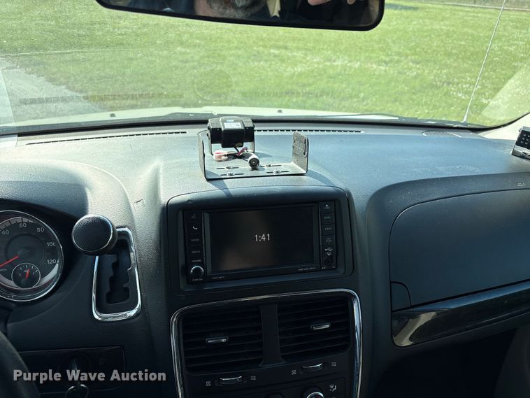 image for item NK9074 2017 Dodge Grand Caravan handicap accessible van