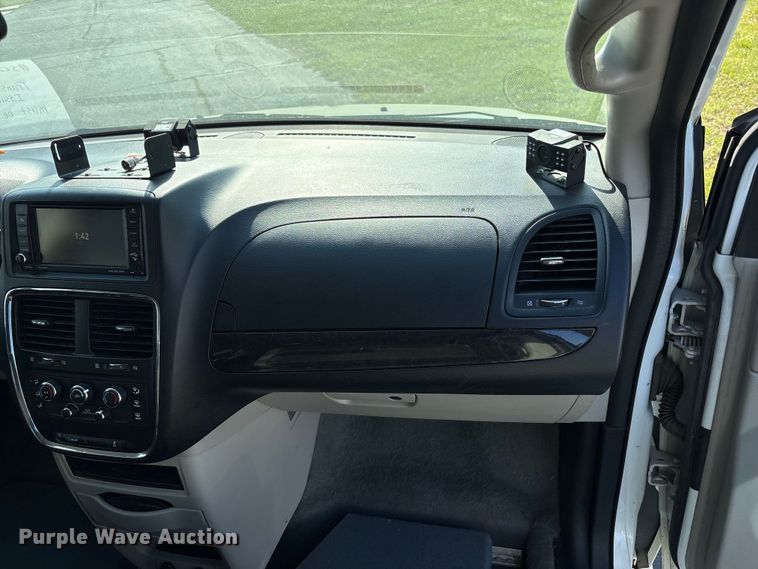 image for item NK9074 2017 Dodge Grand Caravan handicap accessible van