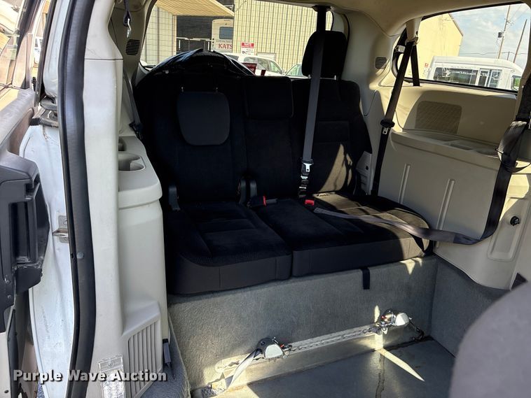 image for item NK9074 2017 Dodge Grand Caravan handicap accessible van