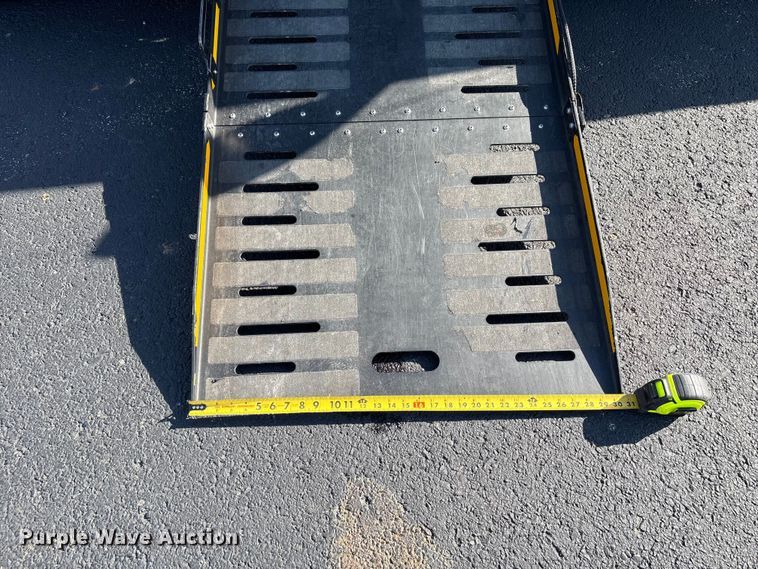 image for item NK9074 2017 Dodge Grand Caravan handicap accessible van