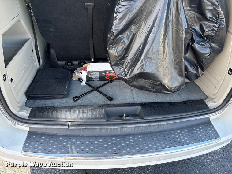 image for item NK9074 2017 Dodge Grand Caravan handicap accessible van