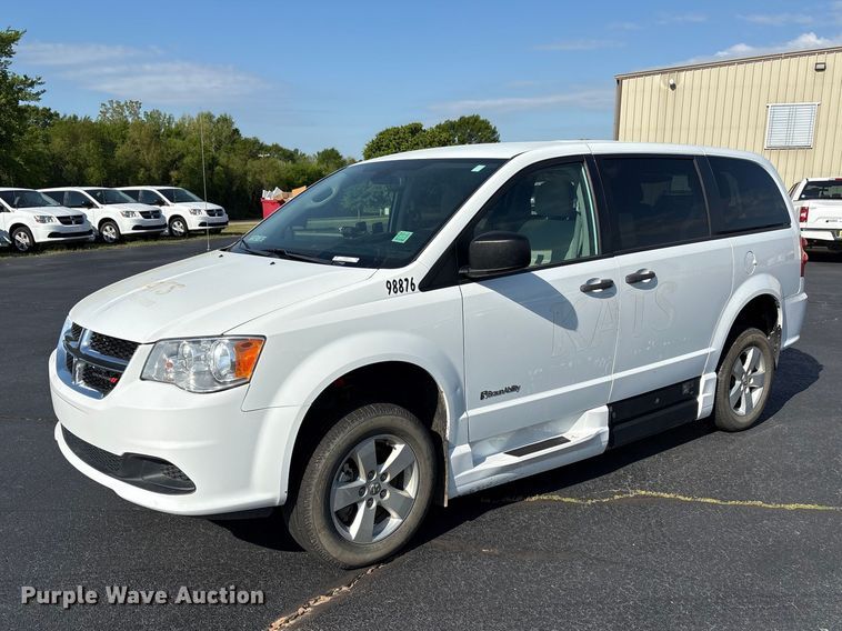 image for item NK9075 2019 Dodge Grand Caravan handicap accessible van