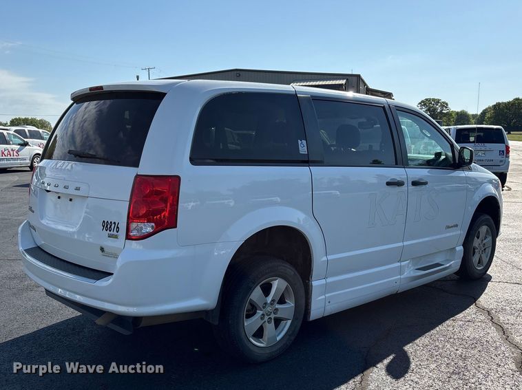 image for item NK9075 2019 Dodge Grand Caravan handicap accessible van