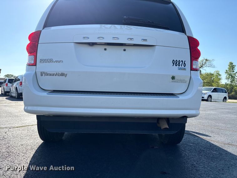 image for item NK9075 2019 Dodge Grand Caravan handicap accessible van