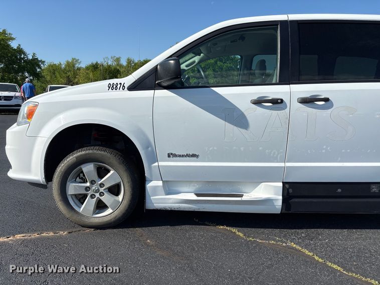 image for item NK9075 2019 Dodge Grand Caravan handicap accessible van