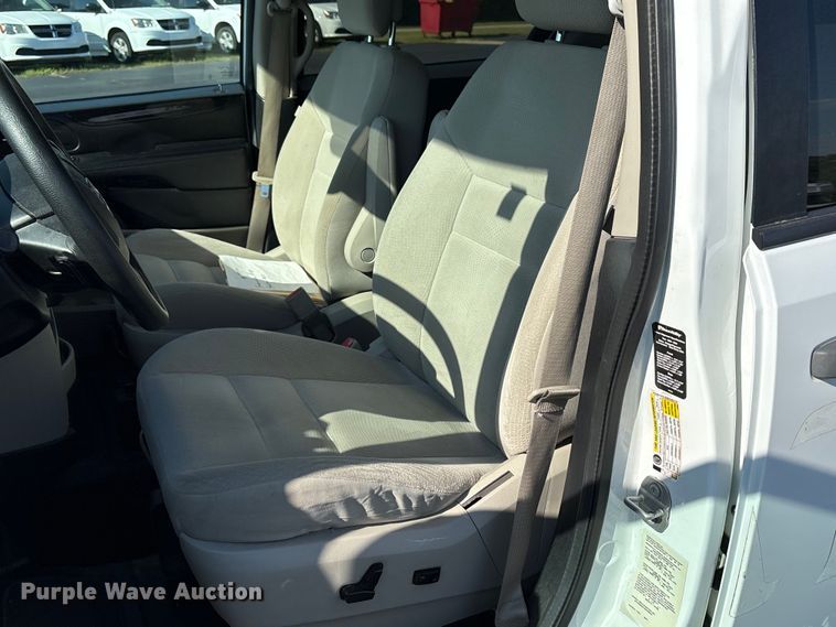 image for item NK9075 2019 Dodge Grand Caravan handicap accessible van