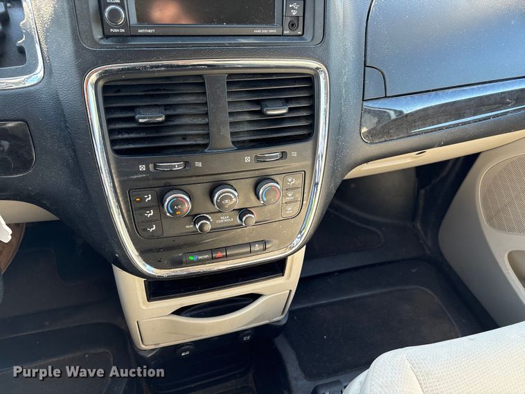 image for item NK9075 2019 Dodge Grand Caravan handicap accessible van