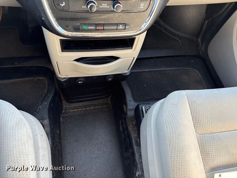 image for item NK9075 2019 Dodge Grand Caravan handicap accessible van