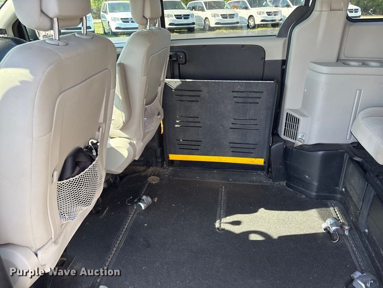 image for item NK9075 2019 Dodge Grand Caravan handicap accessible van