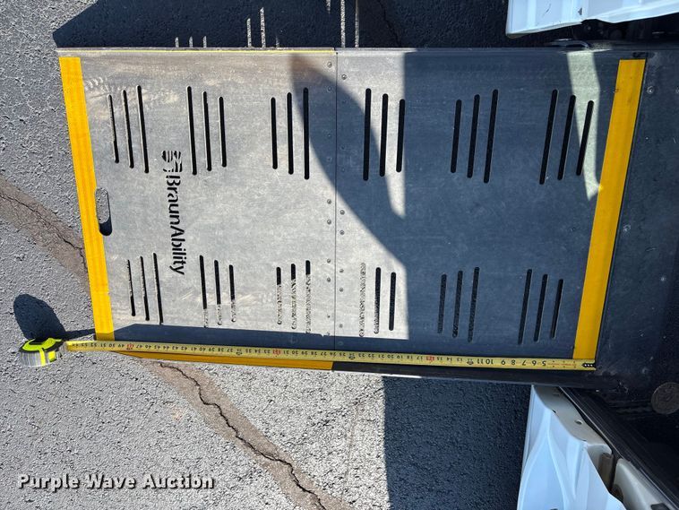 image for item NK9075 2019 Dodge Grand Caravan handicap accessible van