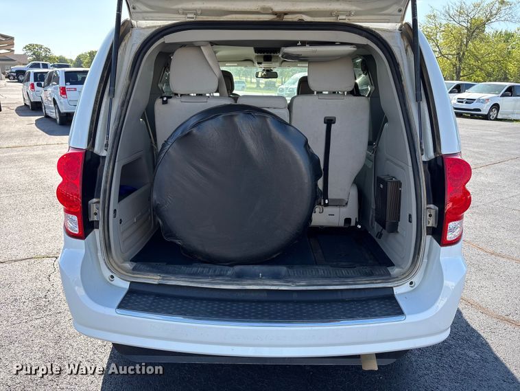 image for item NK9075 2019 Dodge Grand Caravan handicap accessible van