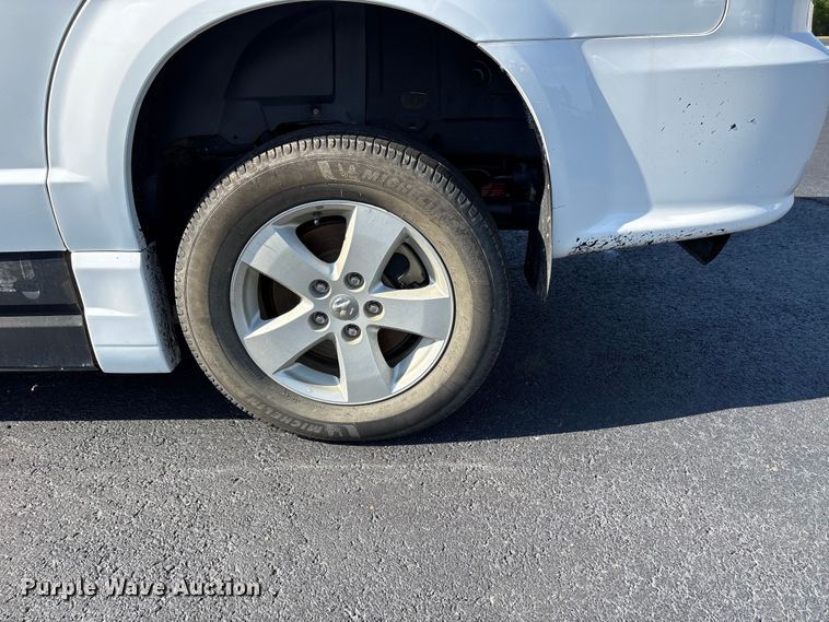 image for item NK9075 2019 Dodge Grand Caravan handicap accessible van