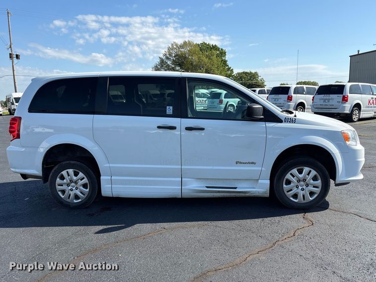 image for item NK9076 2019 Dodge Grand Caravan handicap accessible van