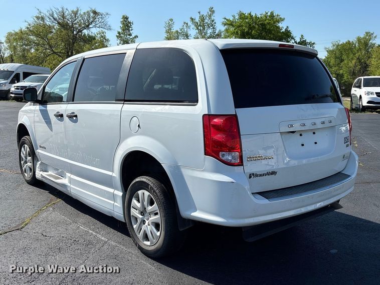 image for item NK9076 2019 Dodge Grand Caravan handicap accessible van