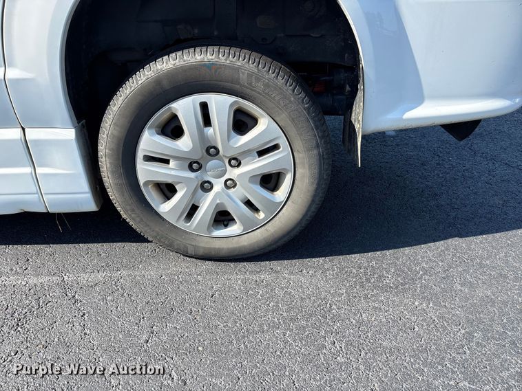image for item NK9076 2019 Dodge Grand Caravan handicap accessible van