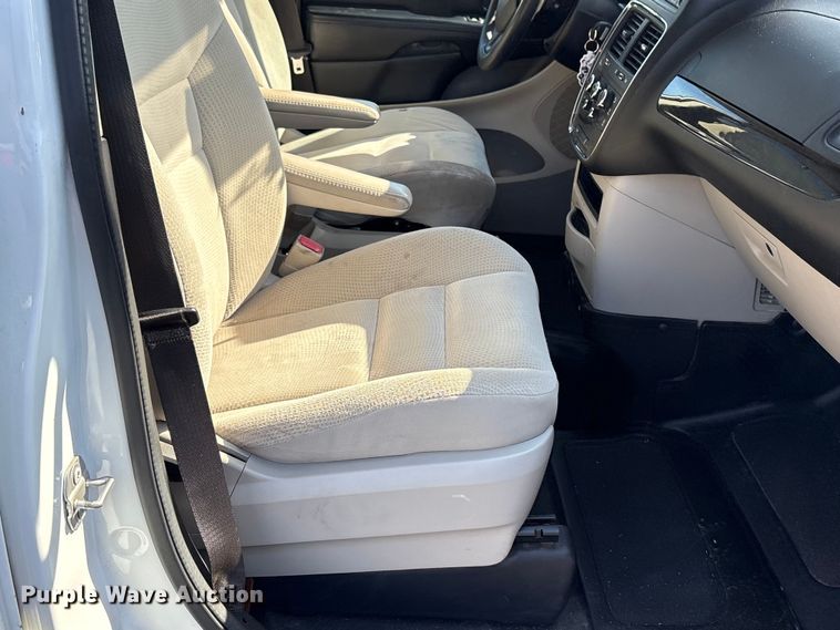 image for item NK9076 2019 Dodge Grand Caravan handicap accessible van