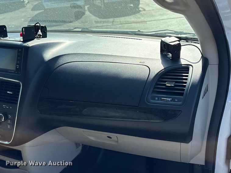 image for item NK9076 2019 Dodge Grand Caravan handicap accessible van