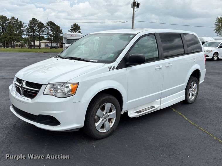 image for item NK9077 2018 Dodge Grand Caravan handicap accessible van