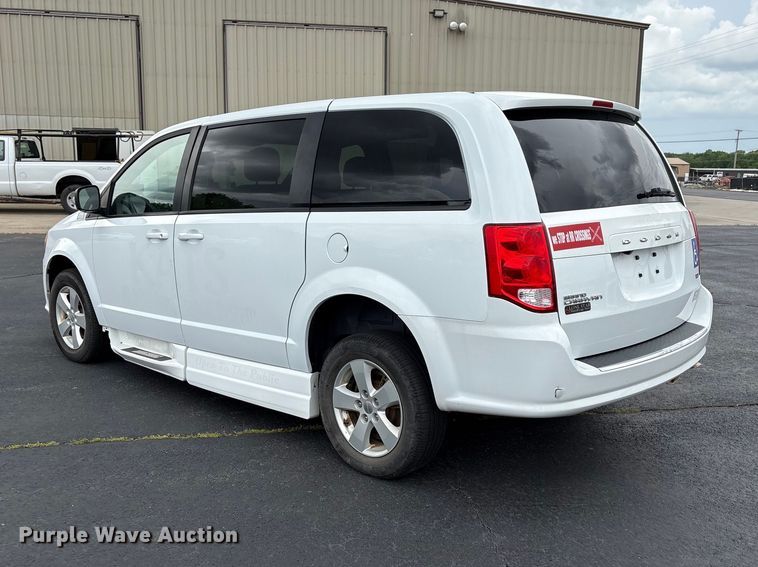 image for item NK9077 2018 Dodge Grand Caravan handicap accessible van