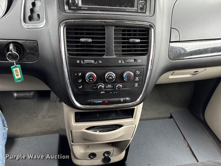 image for item NK9077 2018 Dodge Grand Caravan handicap accessible van