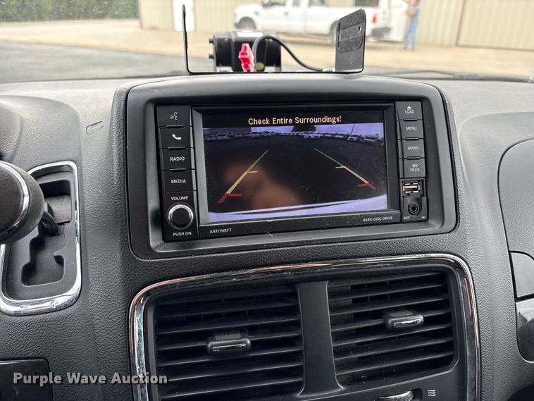 image for item NK9077 2018 Dodge Grand Caravan handicap accessible van