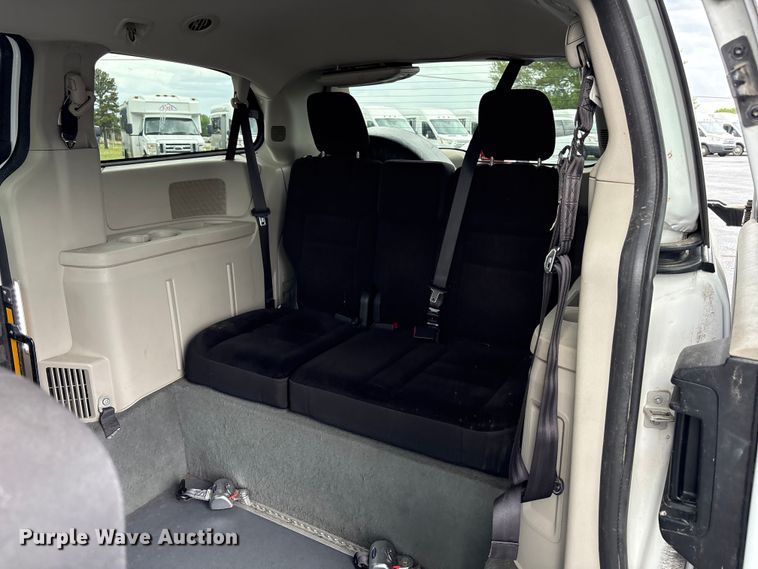 image for item NK9077 2018 Dodge Grand Caravan handicap accessible van