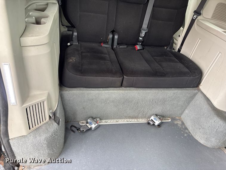 image for item NK9077 2018 Dodge Grand Caravan handicap accessible van