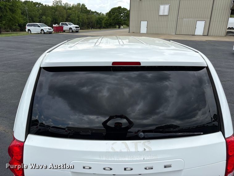 image for item NK9078 2017 Dodge Grand Caravan handicap accessible van