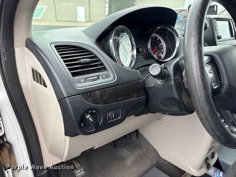 image for item NK9078 2017 Dodge Grand Caravan handicap accessible van