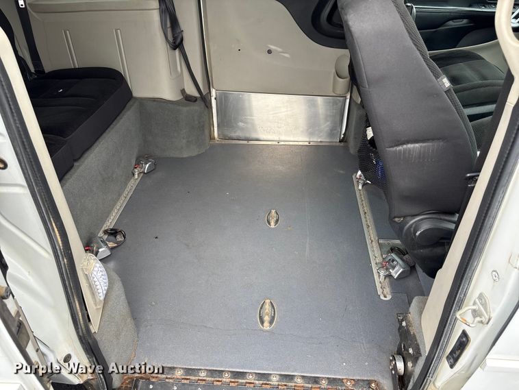 image for item NK9078 2017 Dodge Grand Caravan handicap accessible van