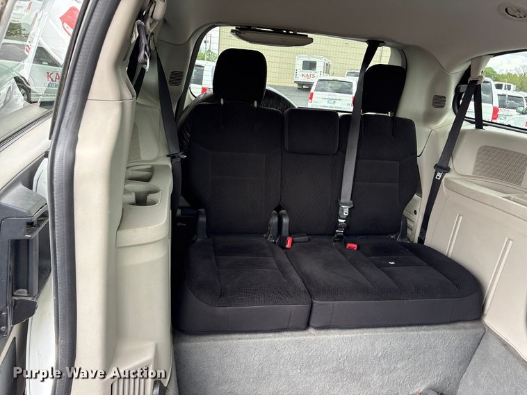 image for item NK9078 2017 Dodge Grand Caravan handicap accessible van