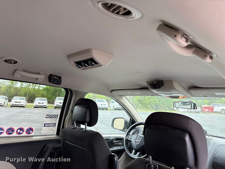 image for item NK9078 2017 Dodge Grand Caravan handicap accessible van