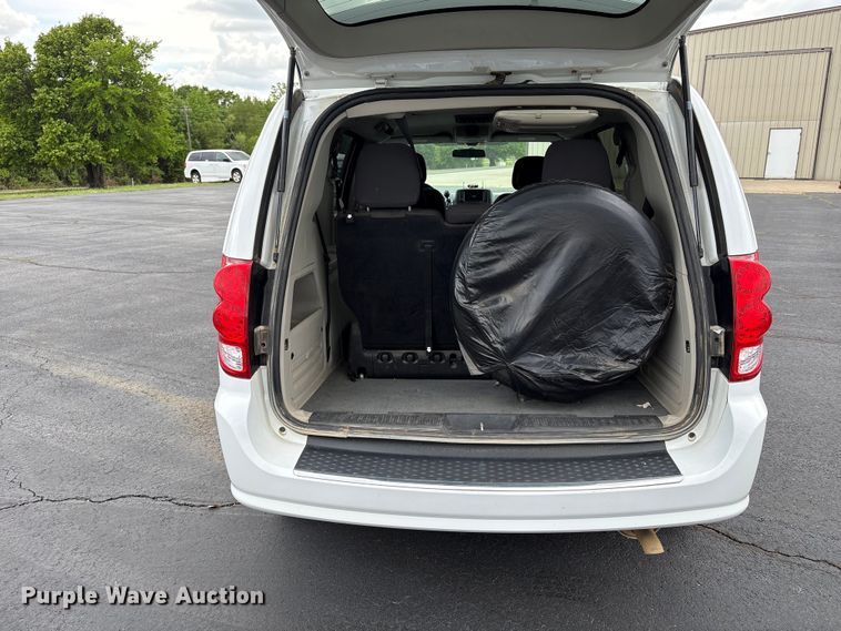 image for item NK9078 2017 Dodge Grand Caravan handicap accessible van