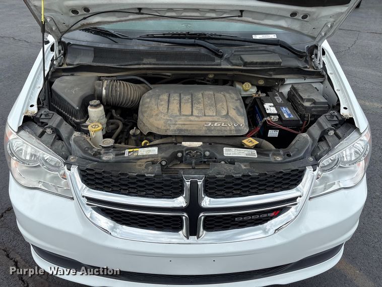 image for item NK9078 2017 Dodge Grand Caravan handicap accessible van