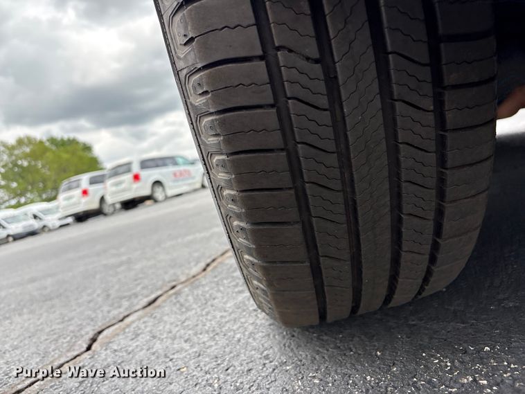 image for item NK9078 2017 Dodge Grand Caravan handicap accessible van