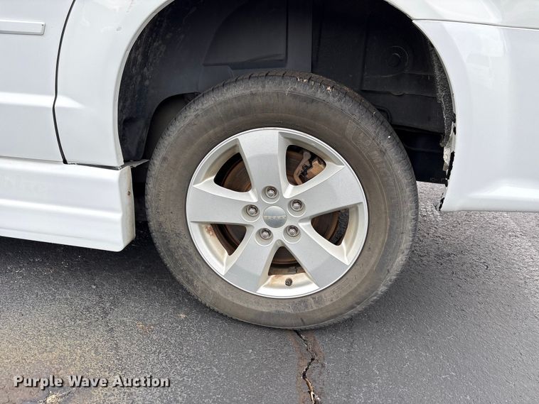 image for item NK9078 2017 Dodge Grand Caravan handicap accessible van