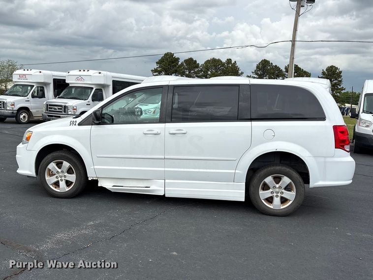image for item NK9079 2017 Dodge Grand Caravan handicap accessible van