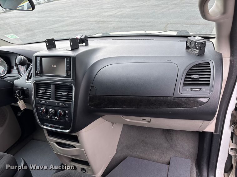 image for item NK9079 2017 Dodge Grand Caravan handicap accessible van