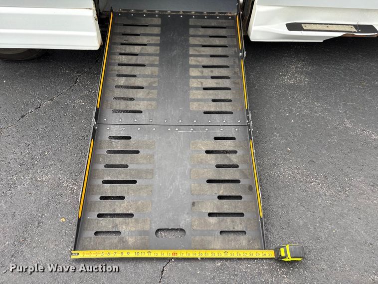 image for item NK9079 2017 Dodge Grand Caravan handicap accessible van