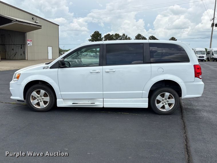 image for item NK9080 2018 Dodge Grand Caravan handicap accessible van