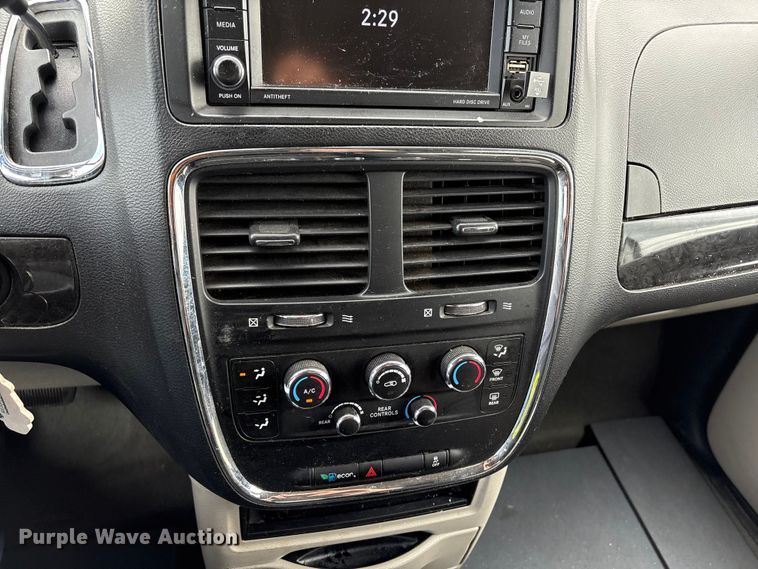 image for item NK9080 2018 Dodge Grand Caravan handicap accessible van