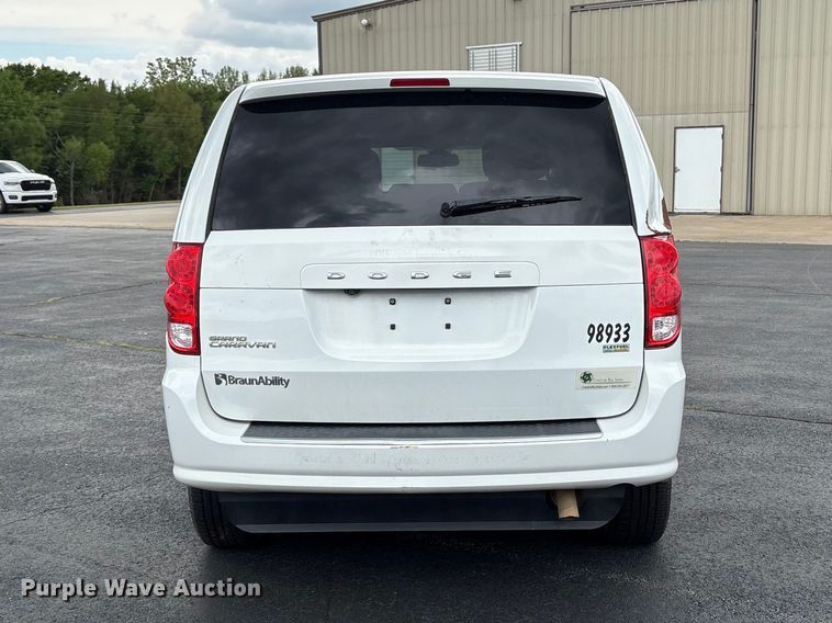 image for item NK9081 2019 Dodge Grand Caravan handicap accessible van