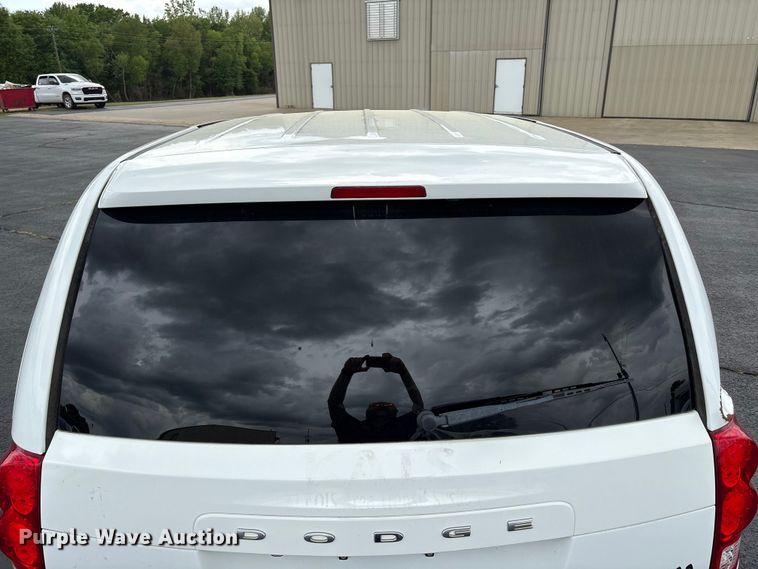 image for item NK9081 2019 Dodge Grand Caravan handicap accessible van