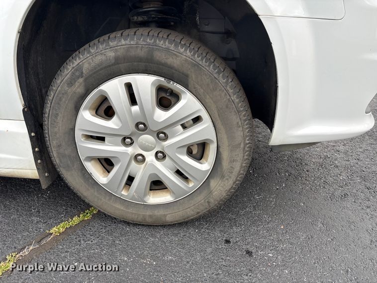 image for item NK9081 2019 Dodge Grand Caravan handicap accessible van