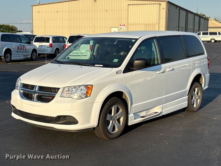 image for item NK9082 2018 Dodge Grand Caravan handicap accessible van