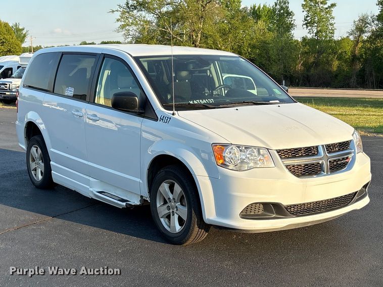 image for item NK9082 2018 Dodge Grand Caravan handicap accessible van