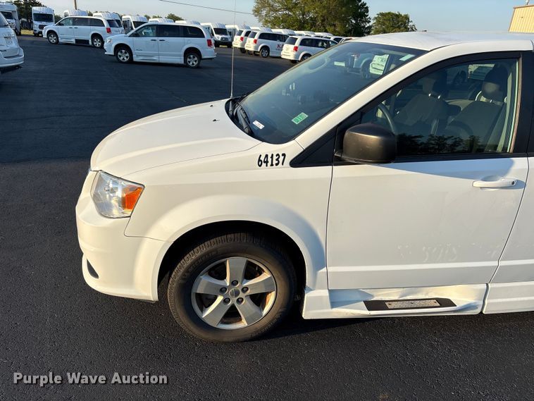 image for item NK9082 2018 Dodge Grand Caravan handicap accessible van