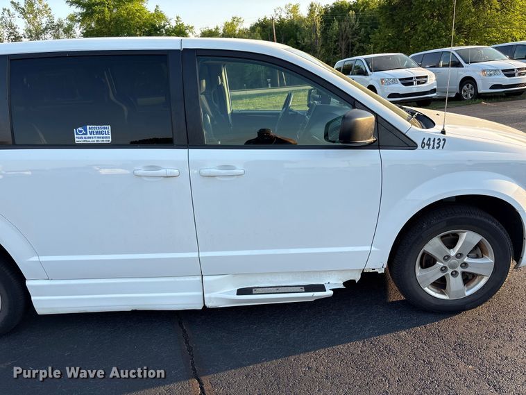 image for item NK9082 2018 Dodge Grand Caravan handicap accessible van
